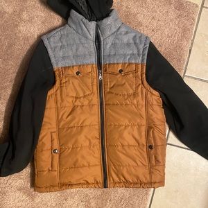 Sweaters/ sports wear